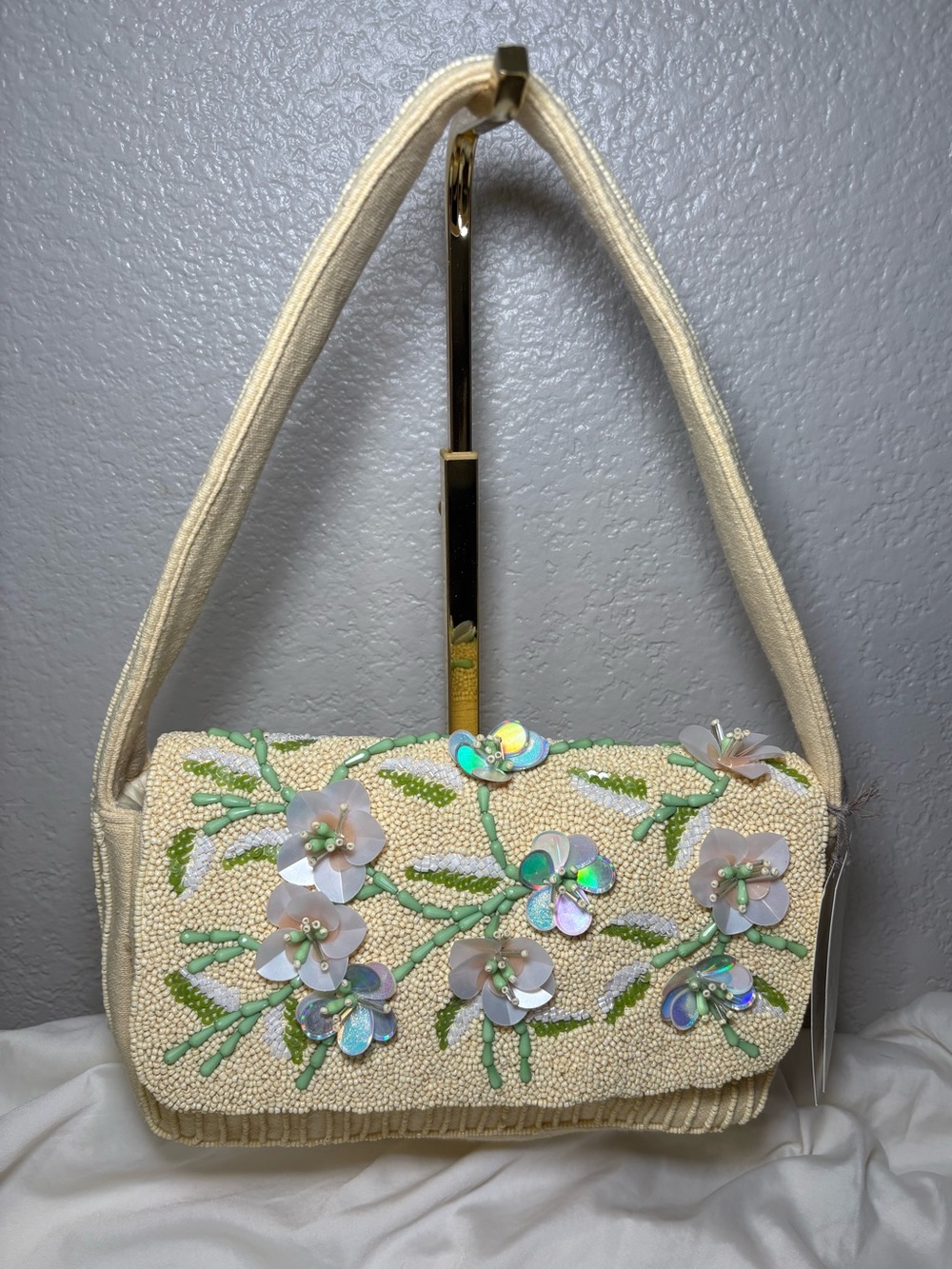🌸 Floral Beaded A New Day Shoulder Bag NWT - Picture 1 of 9